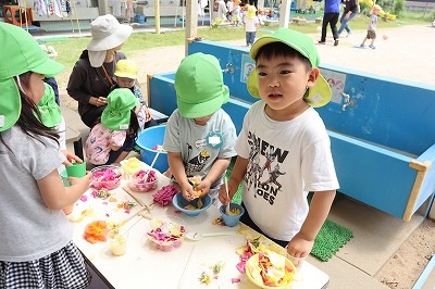 お花で遊んだよ！